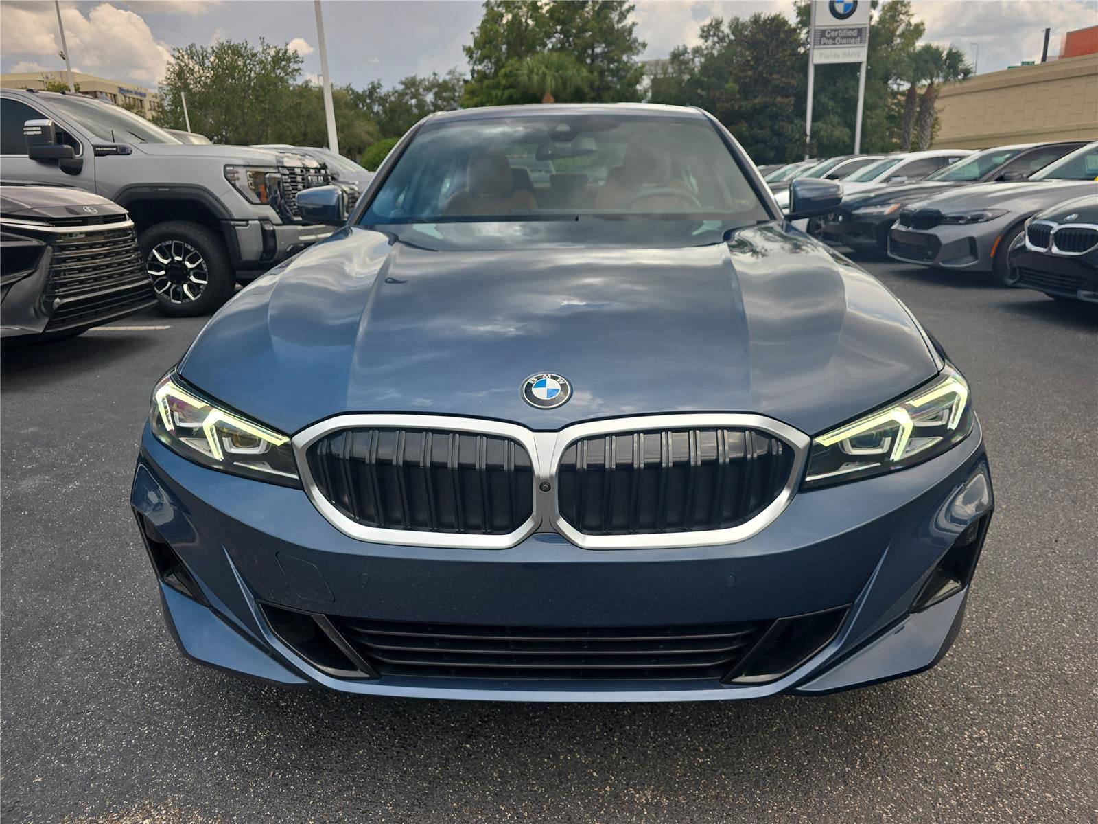 Used 2026 BMW 330i Sedan RWD image 2