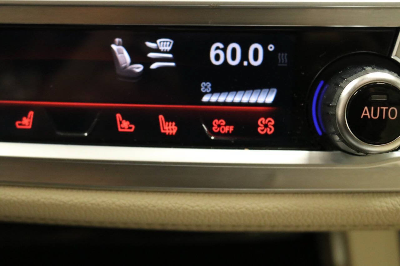 Used 2016 BMW 740i RWD image 55
