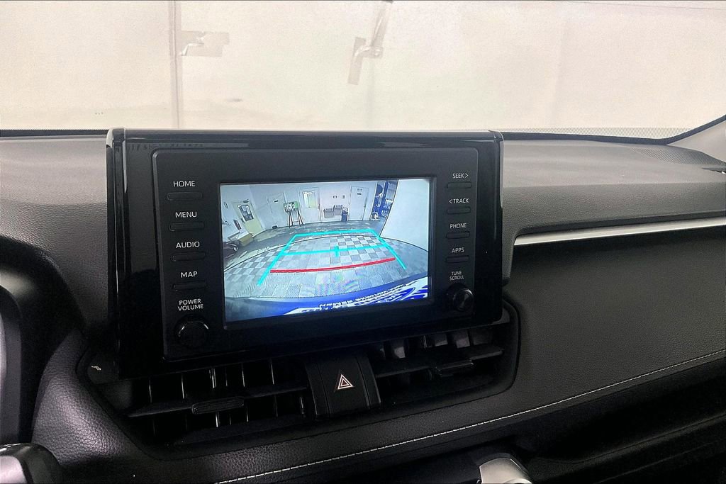 Used 2019 Toyota RAV4 XLE image 21