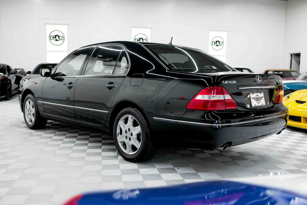 Used 2004 Lexus LS 430 RWD image 9