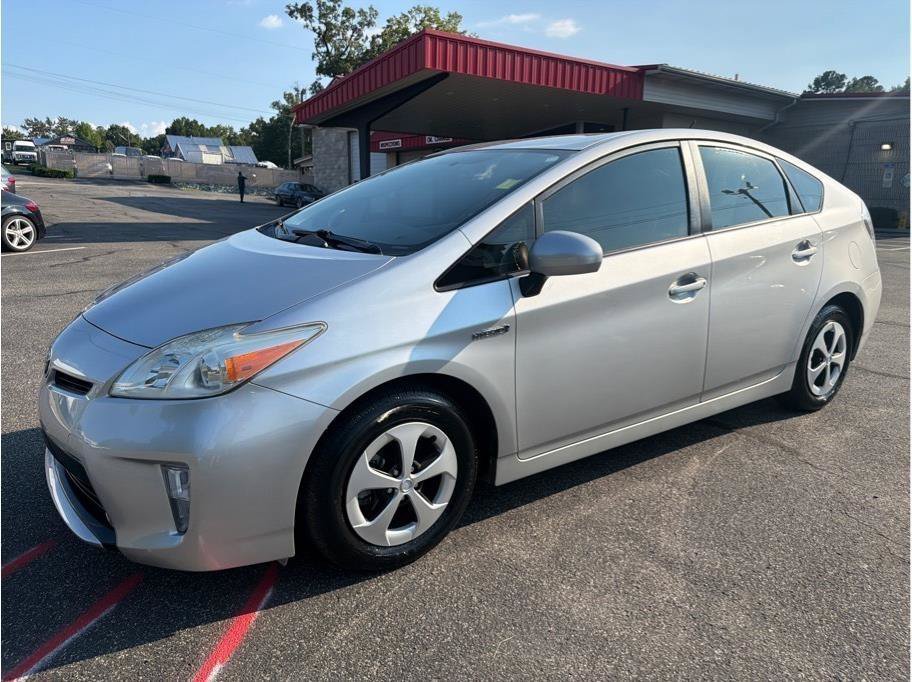 Used 2013 Toyota Prius Two FWD image 3