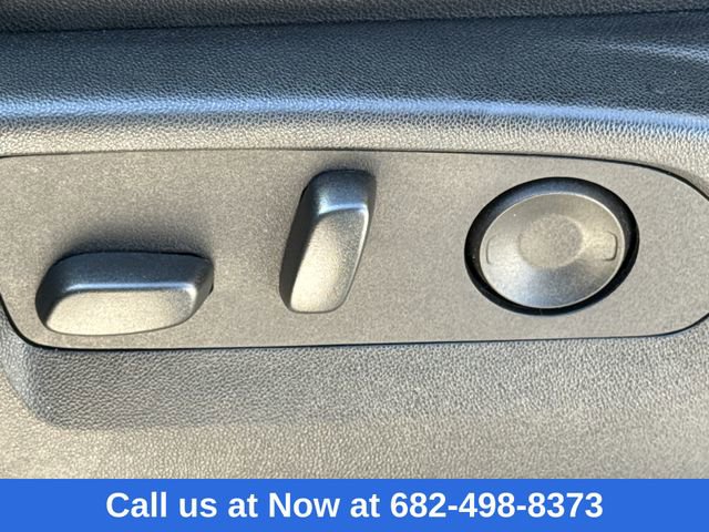 Used 2025 Chevrolet Suburban Z71 image 23