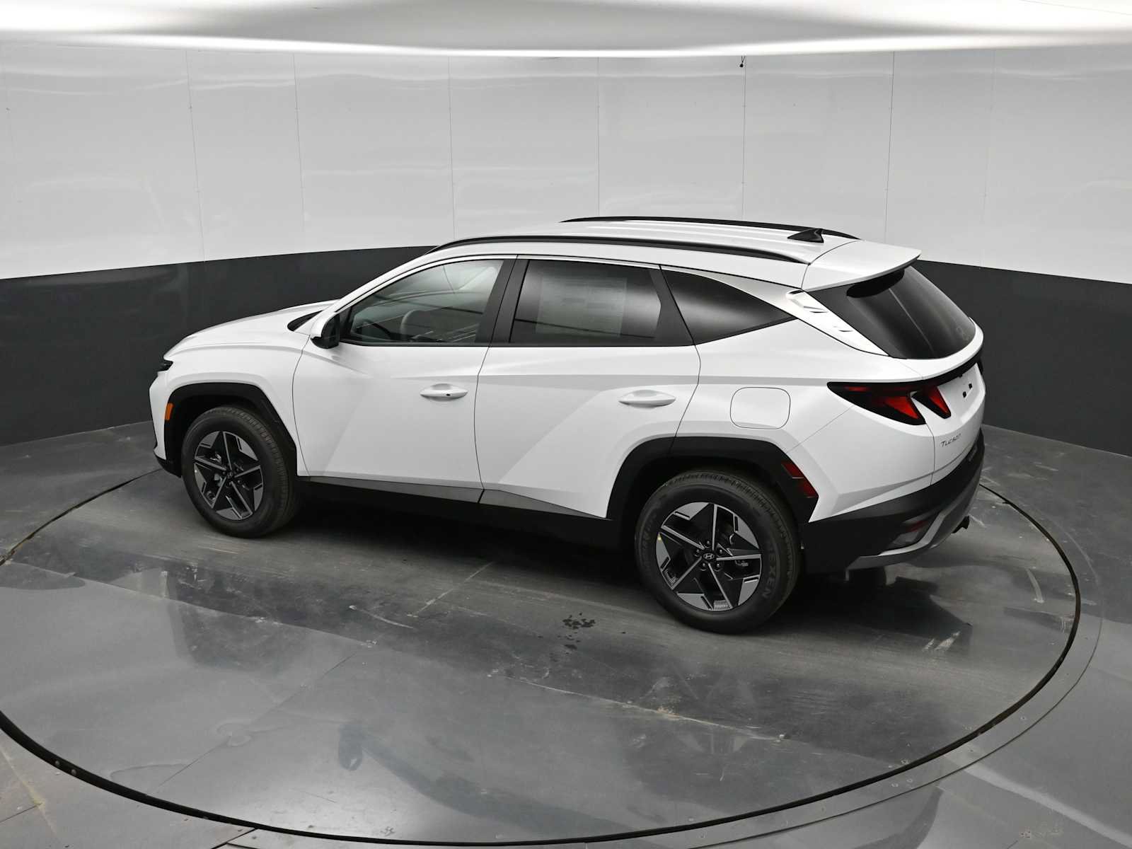 New 2026 Hyundai Tucson SEL w/ Tow & Go Package AWD/4WD image 30