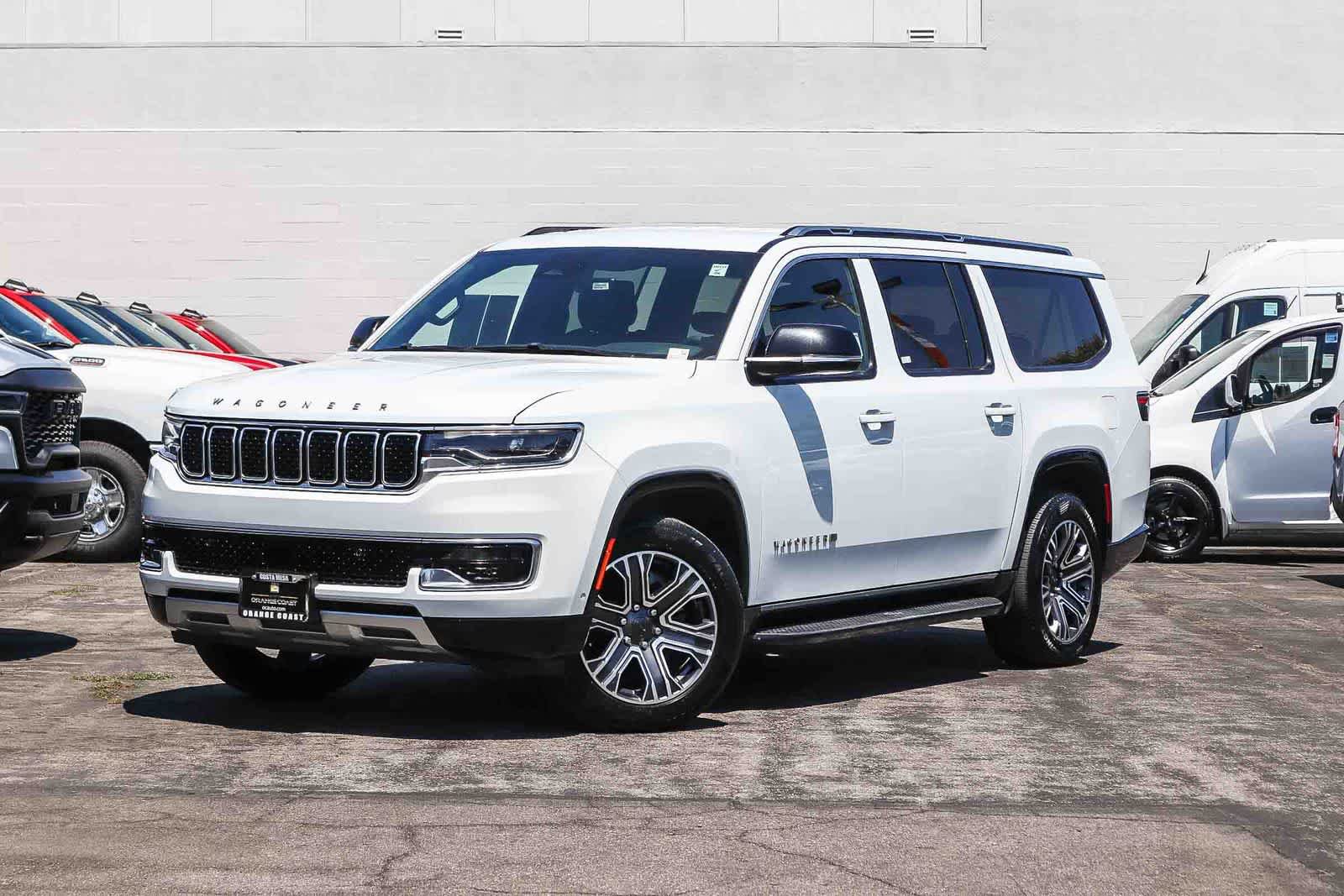 Used 2024 Jeep Wagoneer L Series II w/ Flexible Seating Group