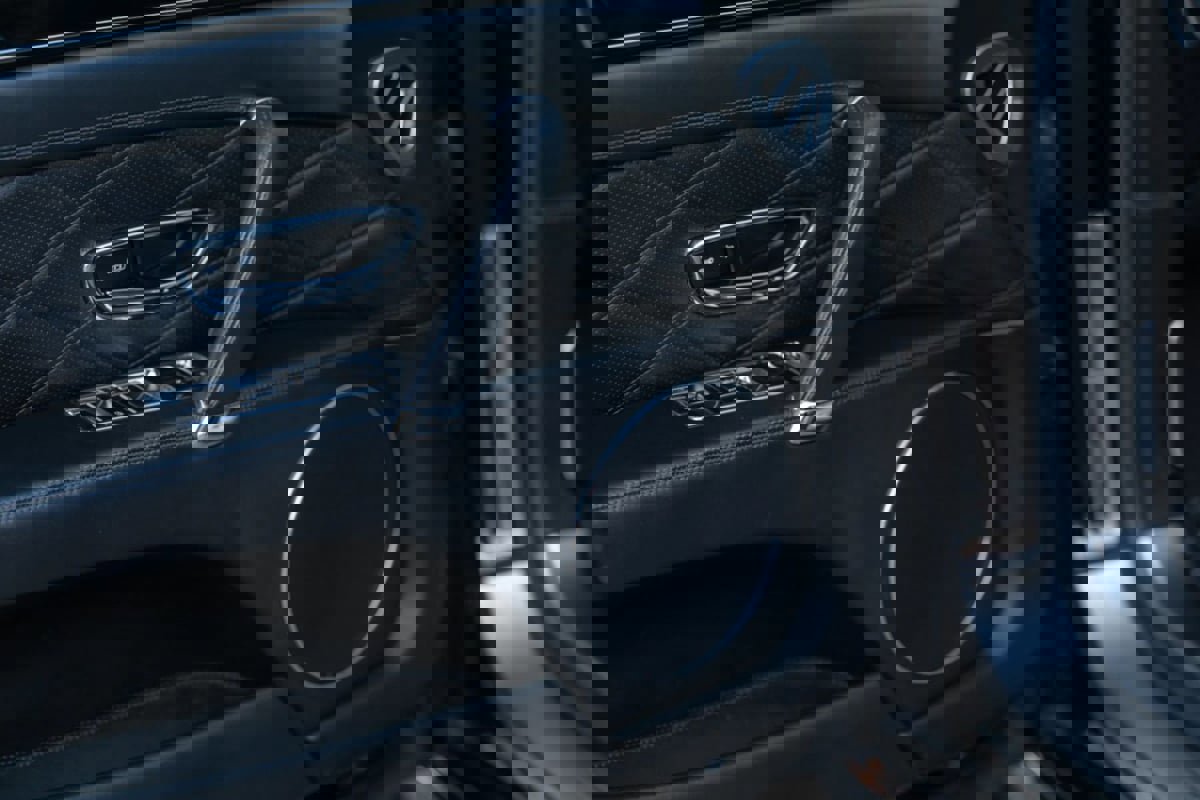 Used 2015 Bentley Flying Spur V8 image 59