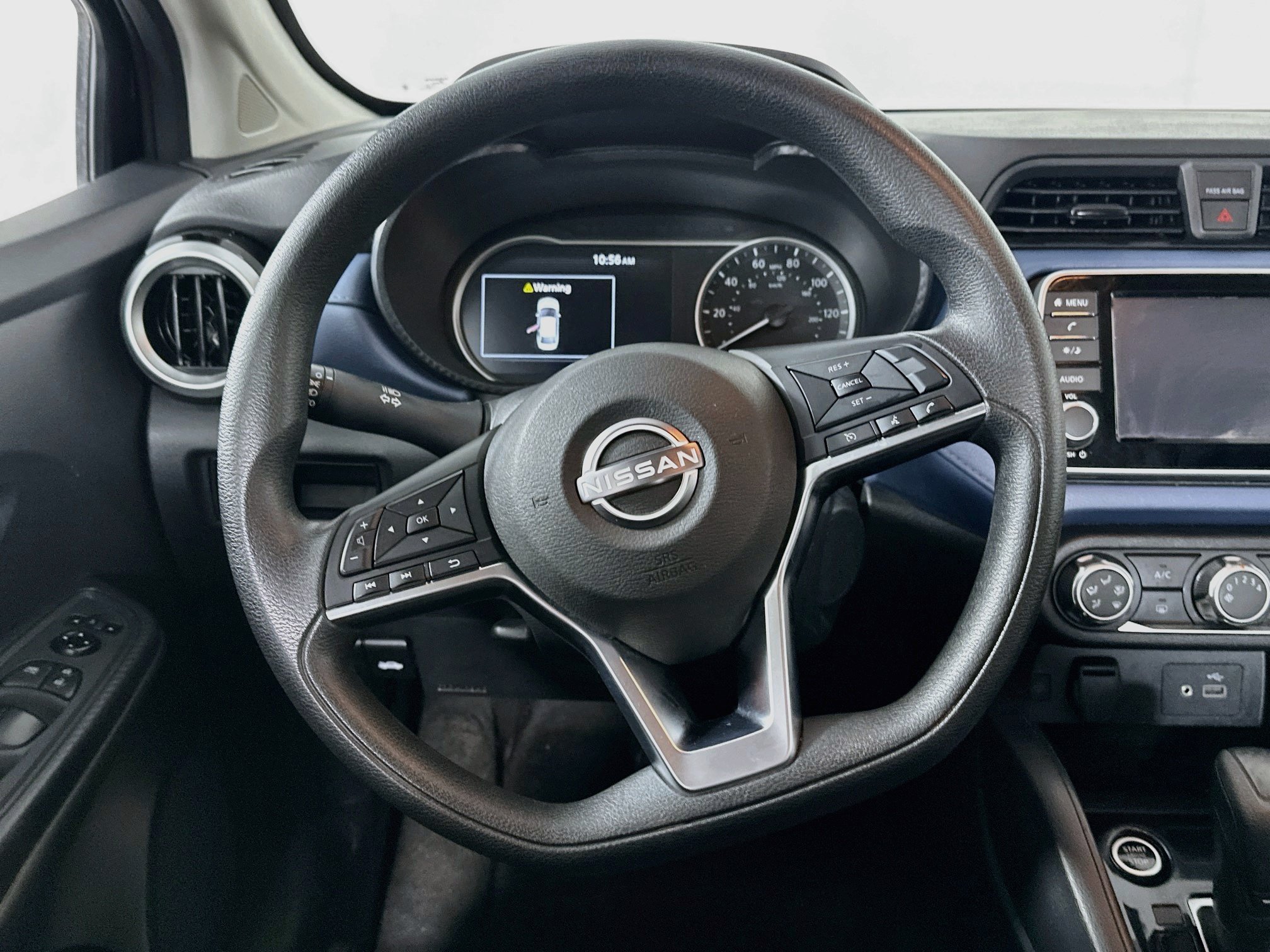 Used 2025 Nissan Versa SV FWD image 18