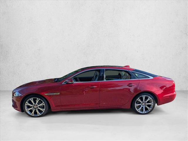 Used 2017 Jaguar XJ L Portfolio AWD/4WD image 6