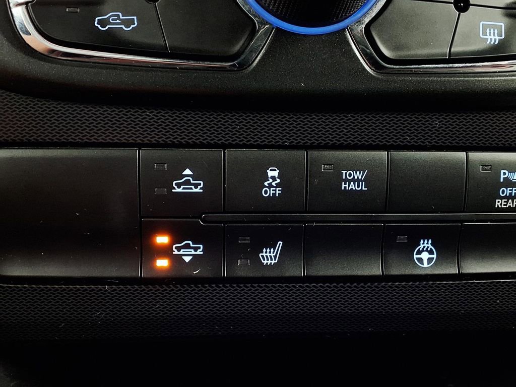 Used 2015 RAM 1500 Rebel AWD/4WD image 21