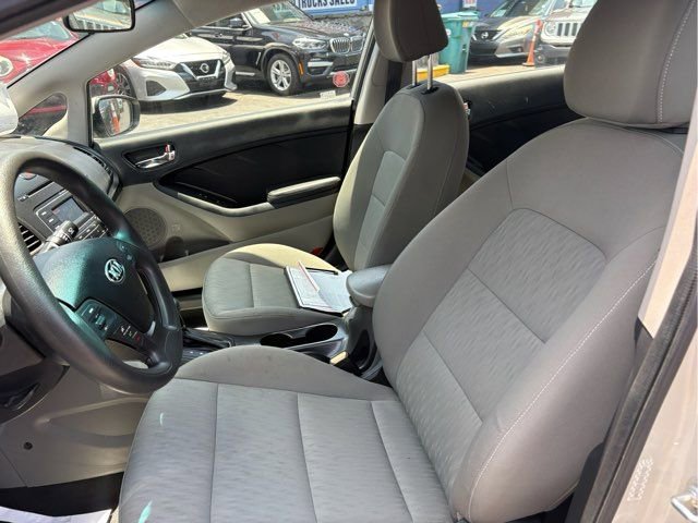 Used 2015 Kia Forte LX image 17