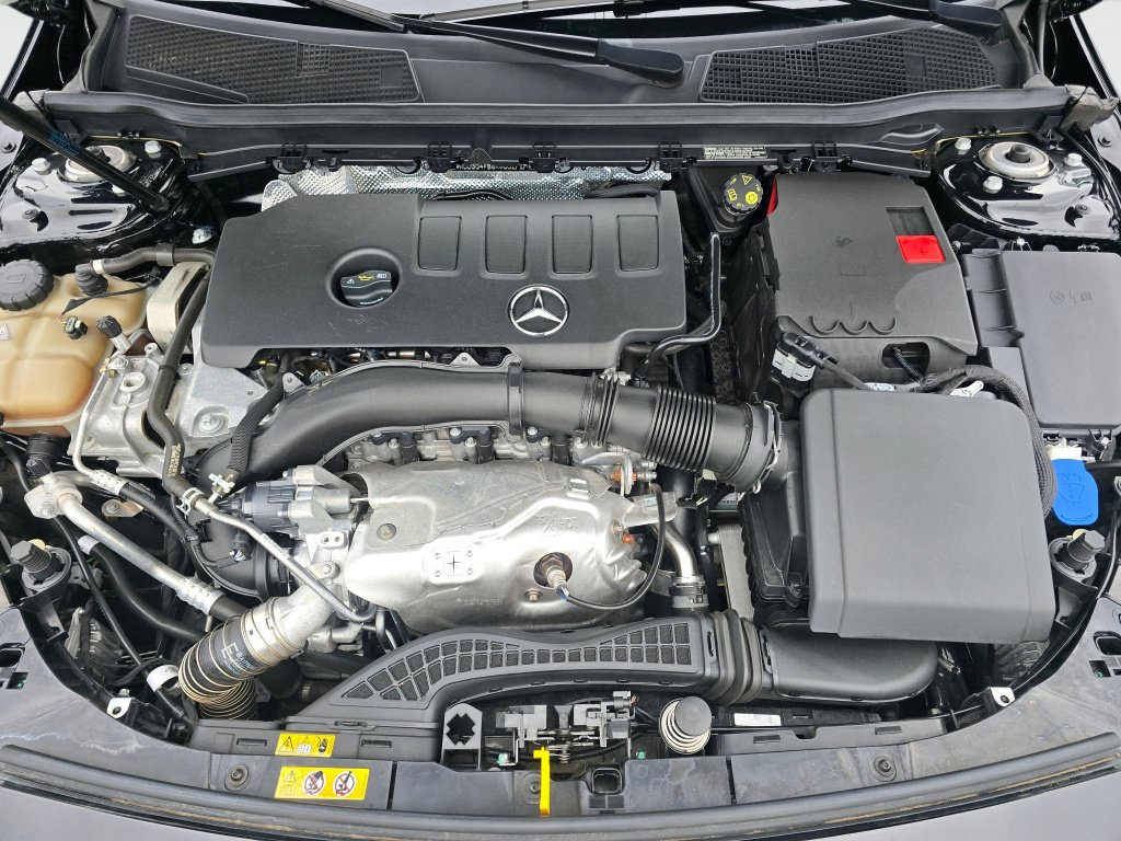 Used 2019 Mercedes-Benz A 220 4MATIC image 11