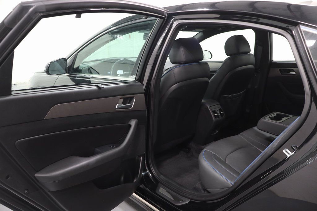 Used 2018 Hyundai Sonata Limited image 12