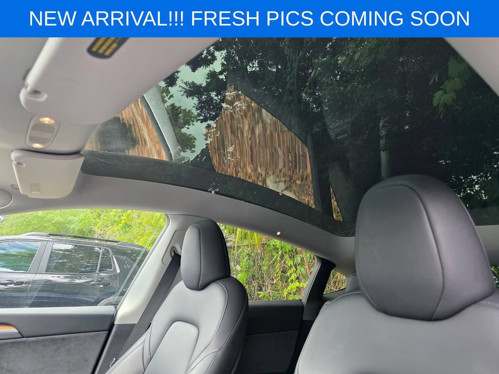 Used 2023 Tesla Model Y Long Range AWD/4WD image 10