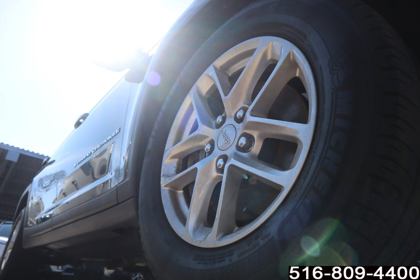 Used 2021 Jeep Grand Cherokee L Laredo w/ Luxury Tech Group I image 7