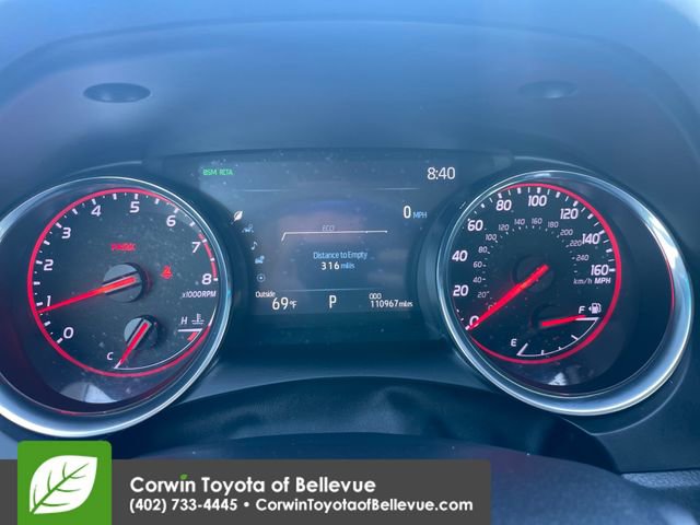 Used 2019 Toyota Camry XSE FWD image 9