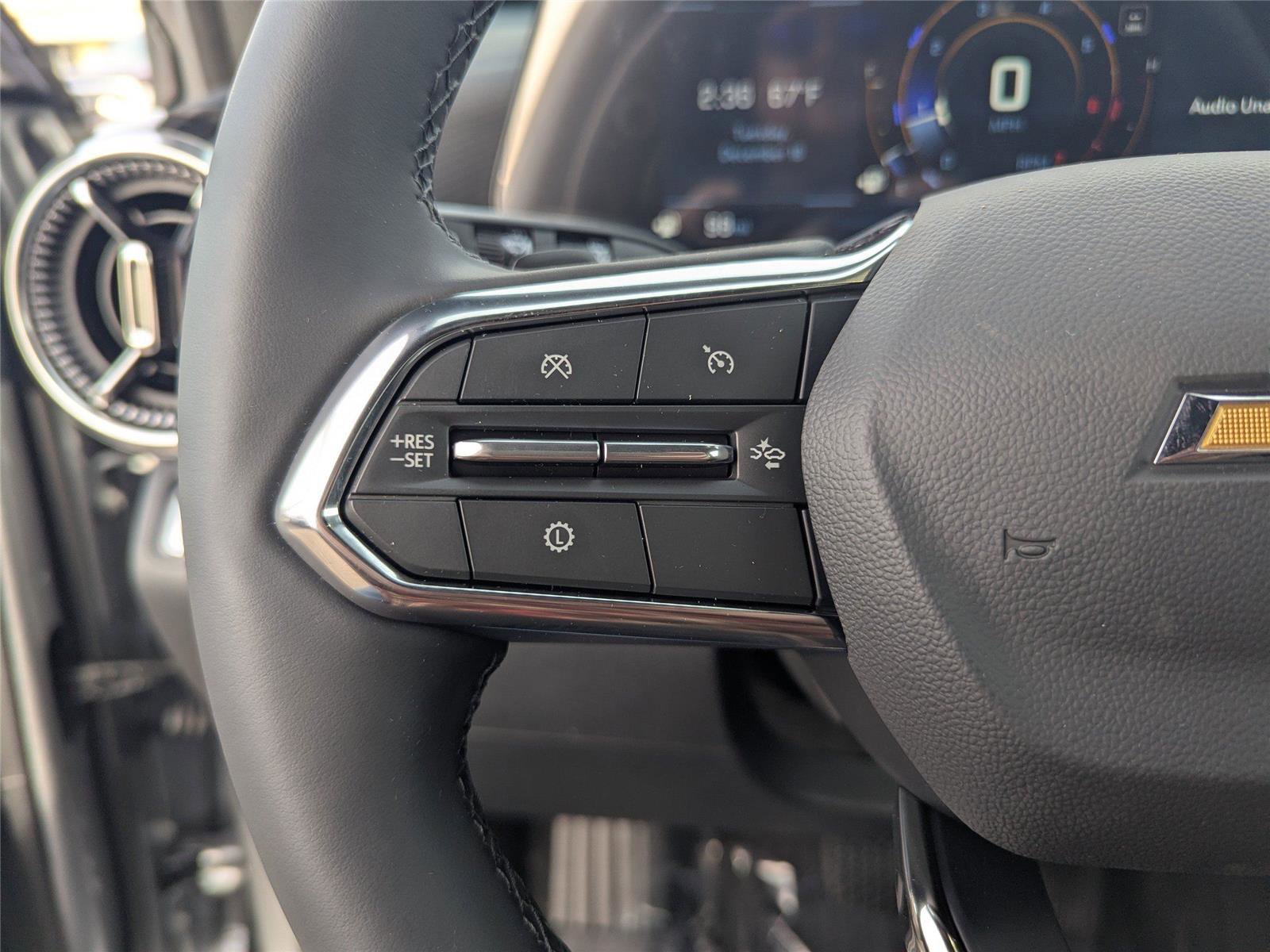 New 2026 Chevrolet Equinox LT w/ Convenience Package II image 10