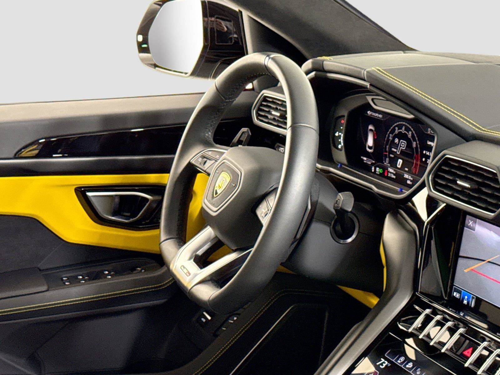 Used 2024 Lamborghini Urus S AWD/4WD image 36