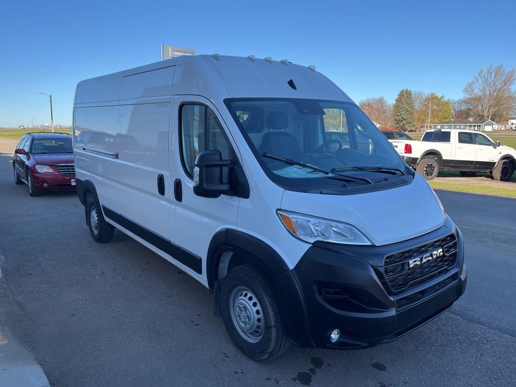 New 2025 RAM ProMaster 2500 w/ Convenience Group image 4