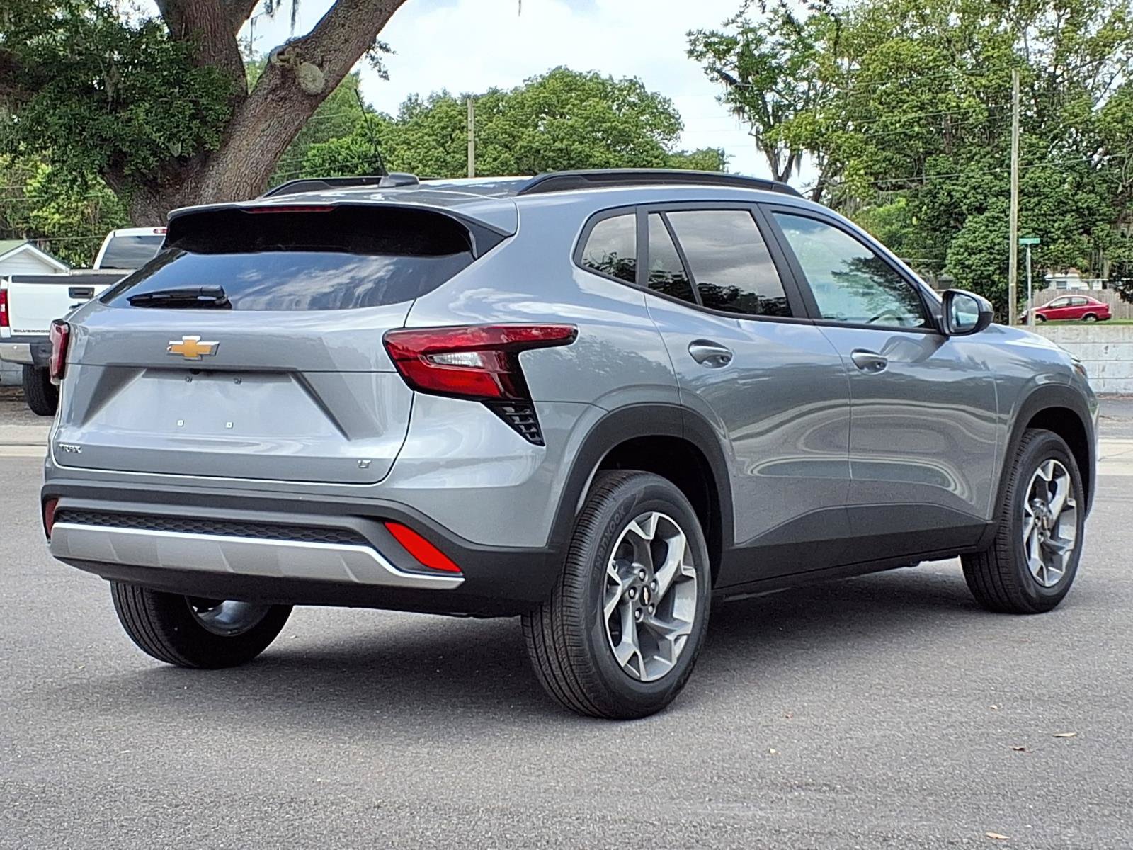 New 2026 Chevrolet Trax LT FWD image 4