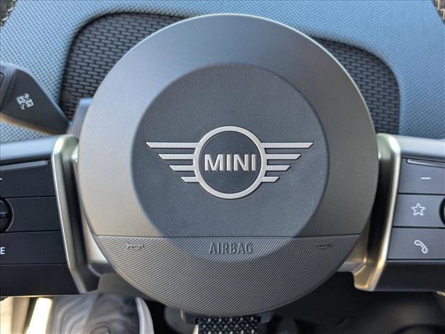 Used 2025 MINI Cooper Countryman S w/ Comfort Package Max image 16