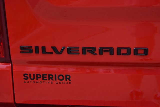 New 2026 Chevrolet Silverado 1500 Custom w/ LPO, Dark Essentials Package AWD/4WD image 7
