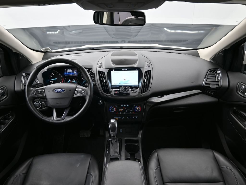 Used 2019 Ford Escape Titanium image 10