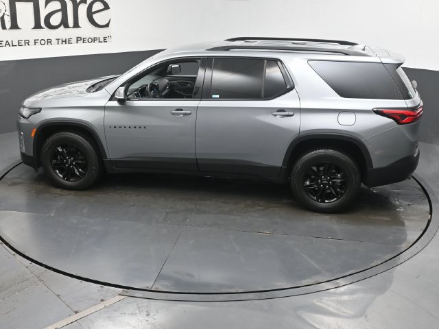 Used 2023 Chevrolet Traverse LT FWD image 49