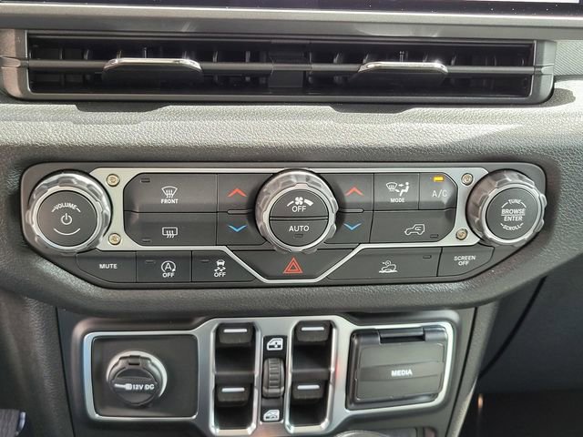 New 2026 Jeep Gladiator Sport AWD/4WD image 22