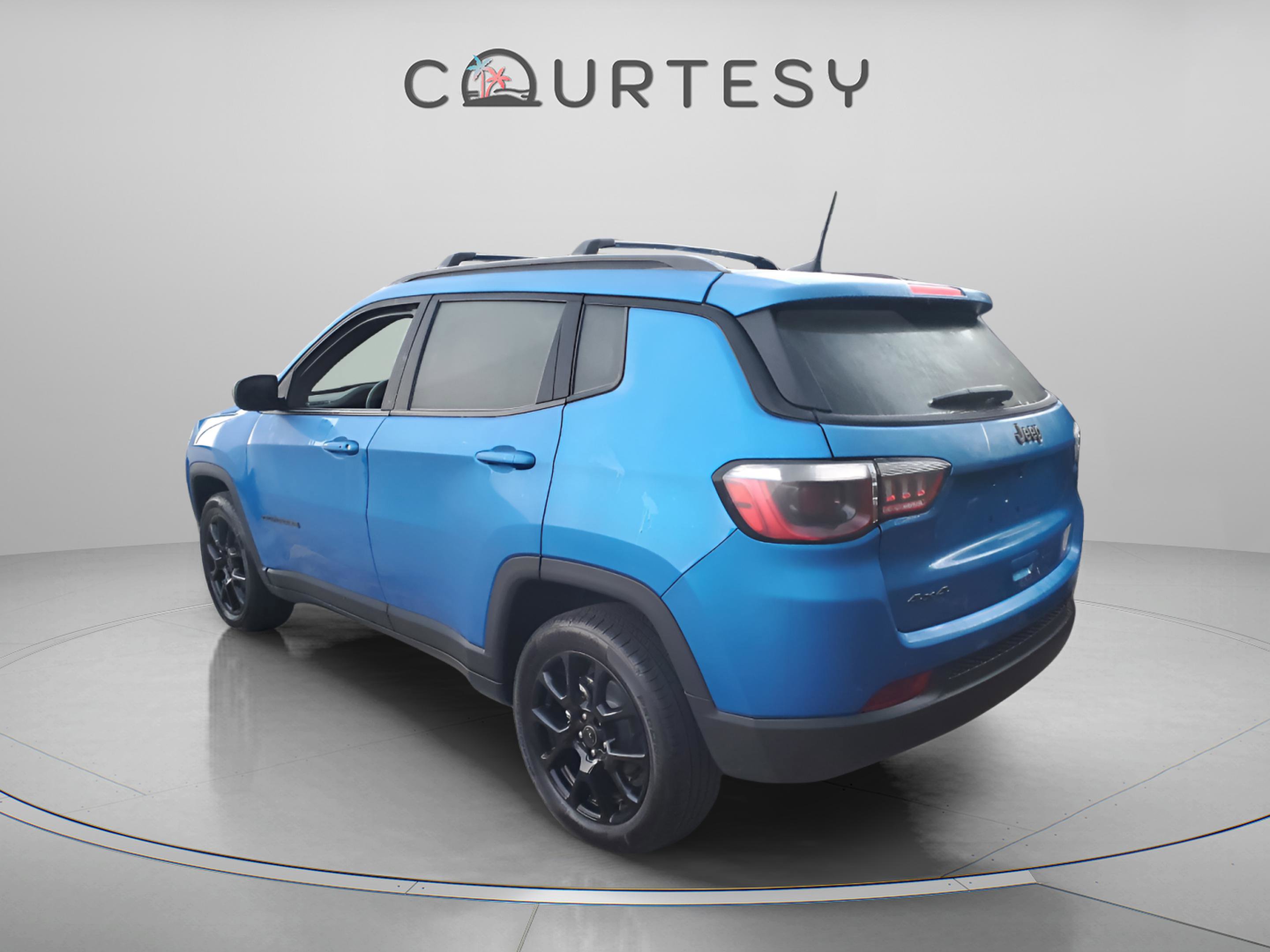 Certified 2026 Jeep Compass Latitude AWD/4WD image 2