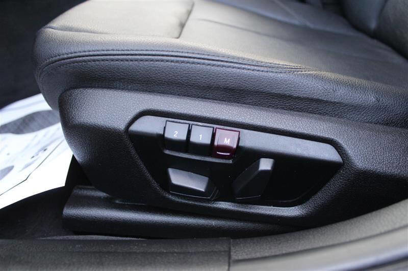 Used 2014 BMW 328i xDrive Sedan image 11