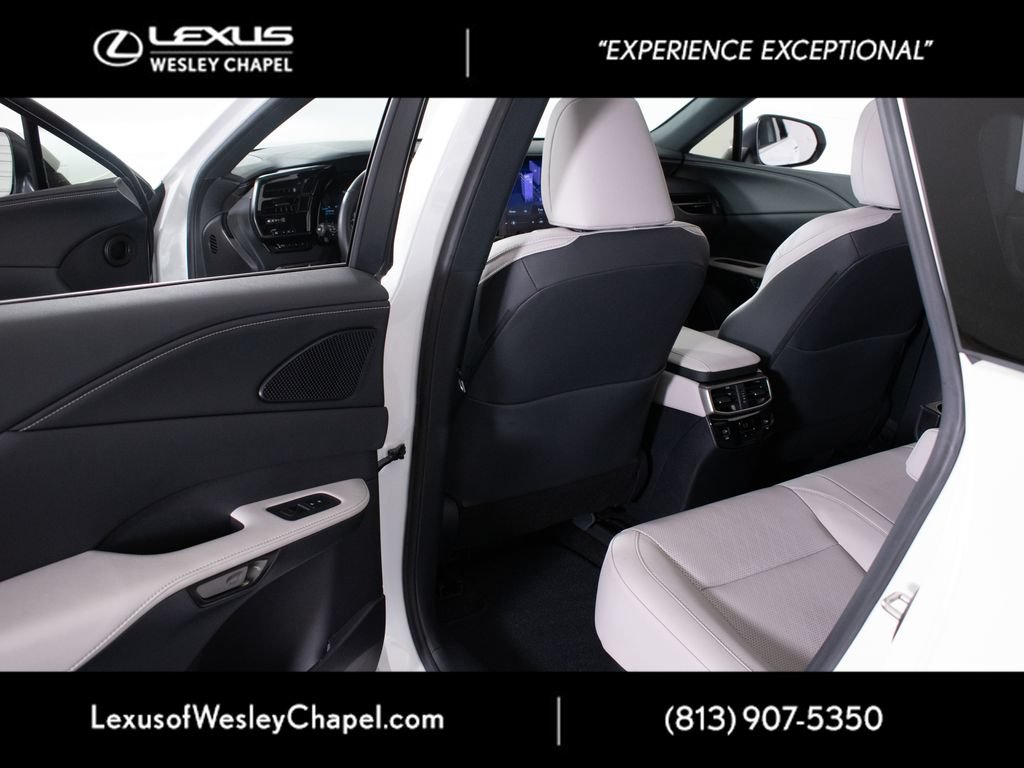 Used 2025 Lexus RX 350 Premium Plus w/ Accessory Package (Z1) FWD image 14
