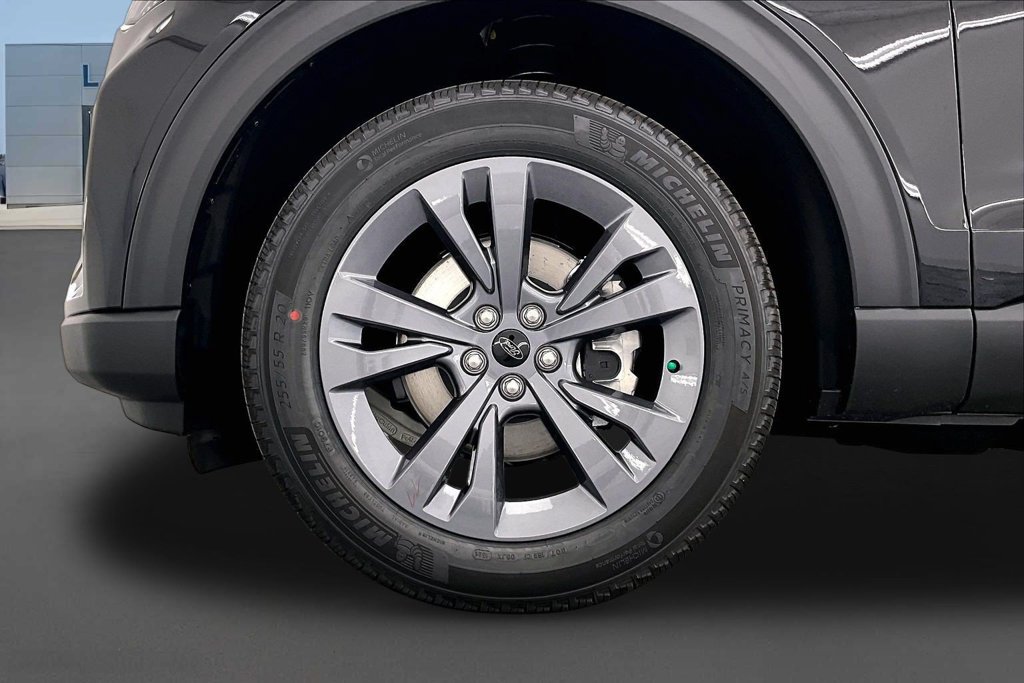 New 2026 Ford Explorer Active w/ Active Comfort Package AWD/4WD image 13