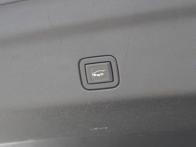 Used 2021 Chevrolet Tahoe RST w/ Luxury Package image 42