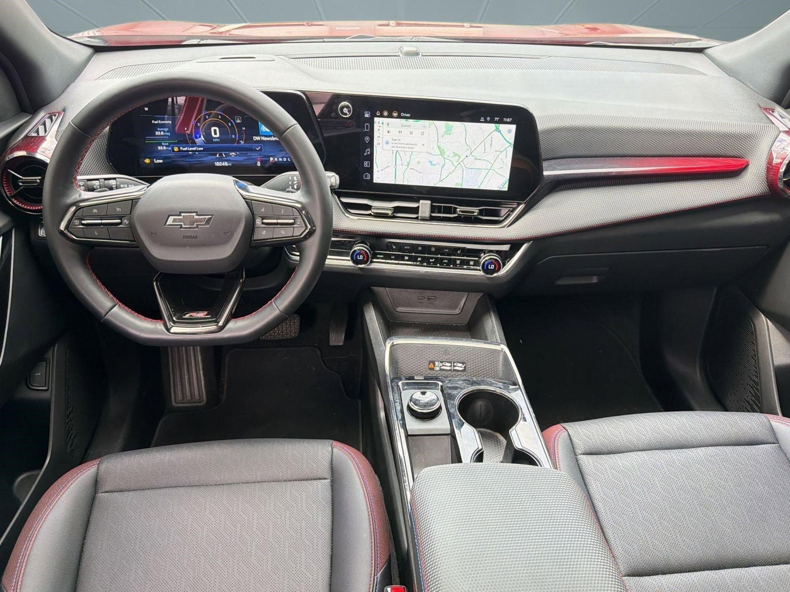 Used 2025 Chevrolet Equinox RS w/ Safety and Technology Package image 25