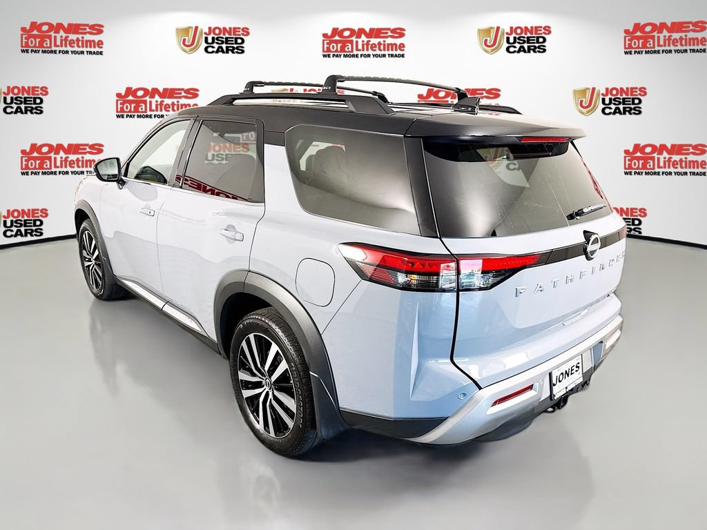 Certified 2025 Nissan Pathfinder Platinum AWD/4WD image 2