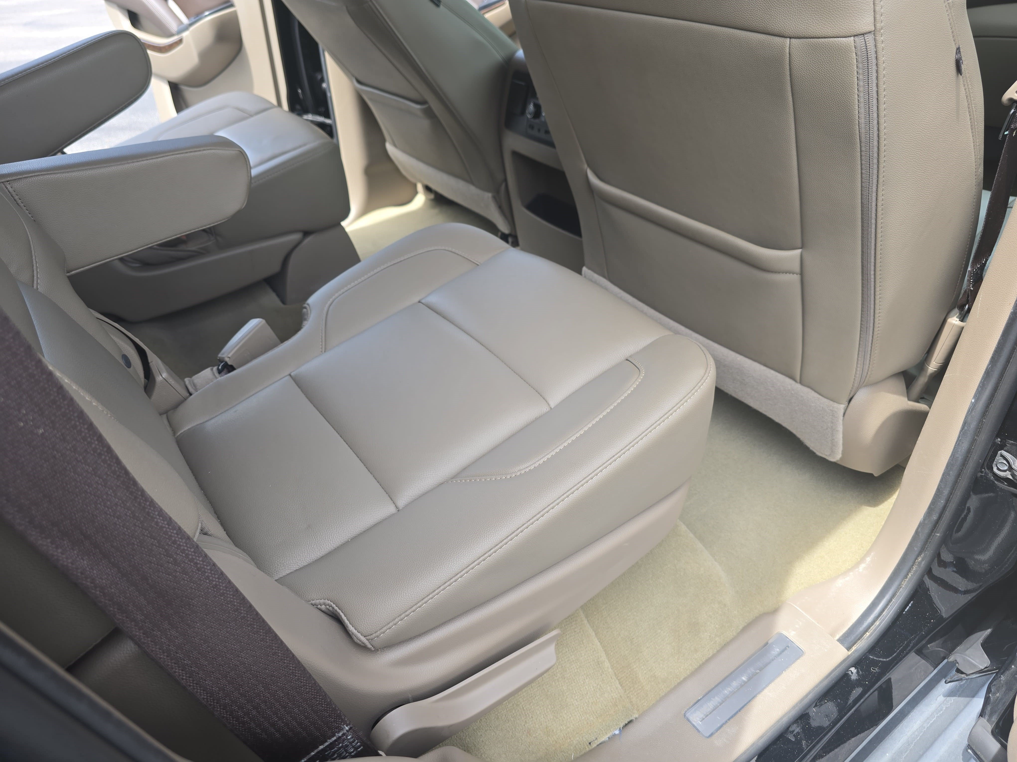 Used 2017 Chevrolet Tahoe LT AWD/4WD image 11
