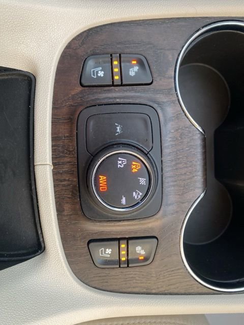 Used 2022 GMC Acadia Denali w/ Denali Ultimate Package AWD/4WD image 19