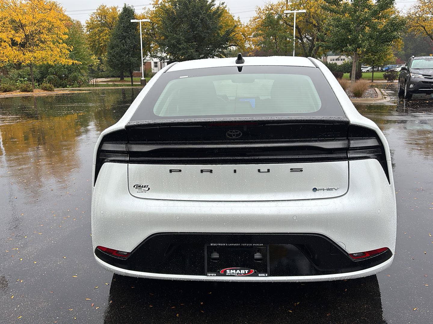 New 2027 Toyota Prius Plug-In Hybrid FWD image 17