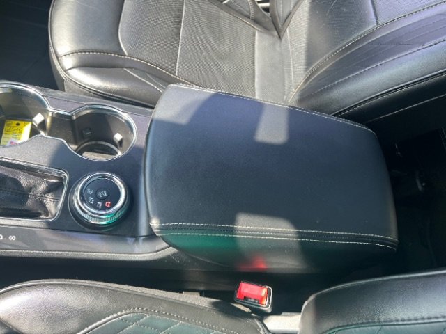 Used 2018 Ford Explorer Platinum image 38