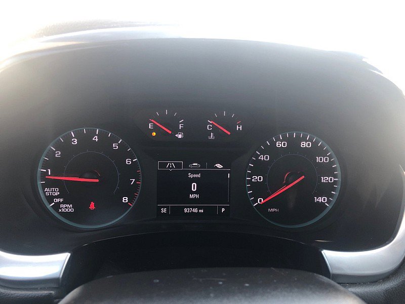 Used 2021 Chevrolet Traverse LS image 21