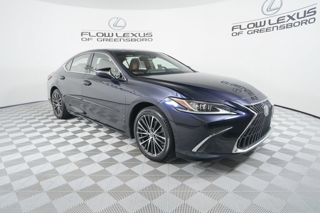 Certified 2022 Lexus ES 350 w/ Premium Package FWD image 3