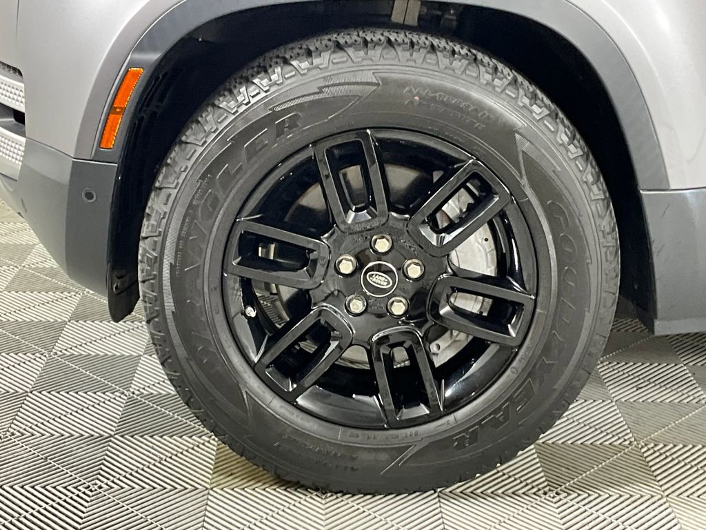 Used 2020 Land Rover Defender 110 HSE AWD/4WD image 29