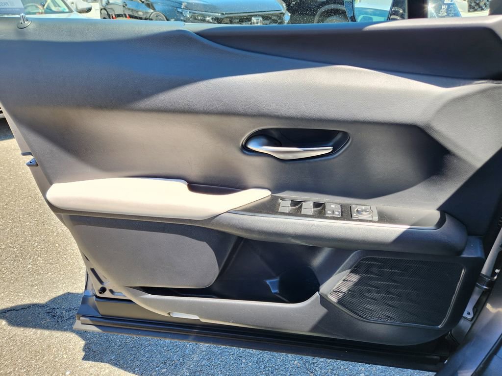 Used 2019 Lexus UX 250h AWD/4WD image 24