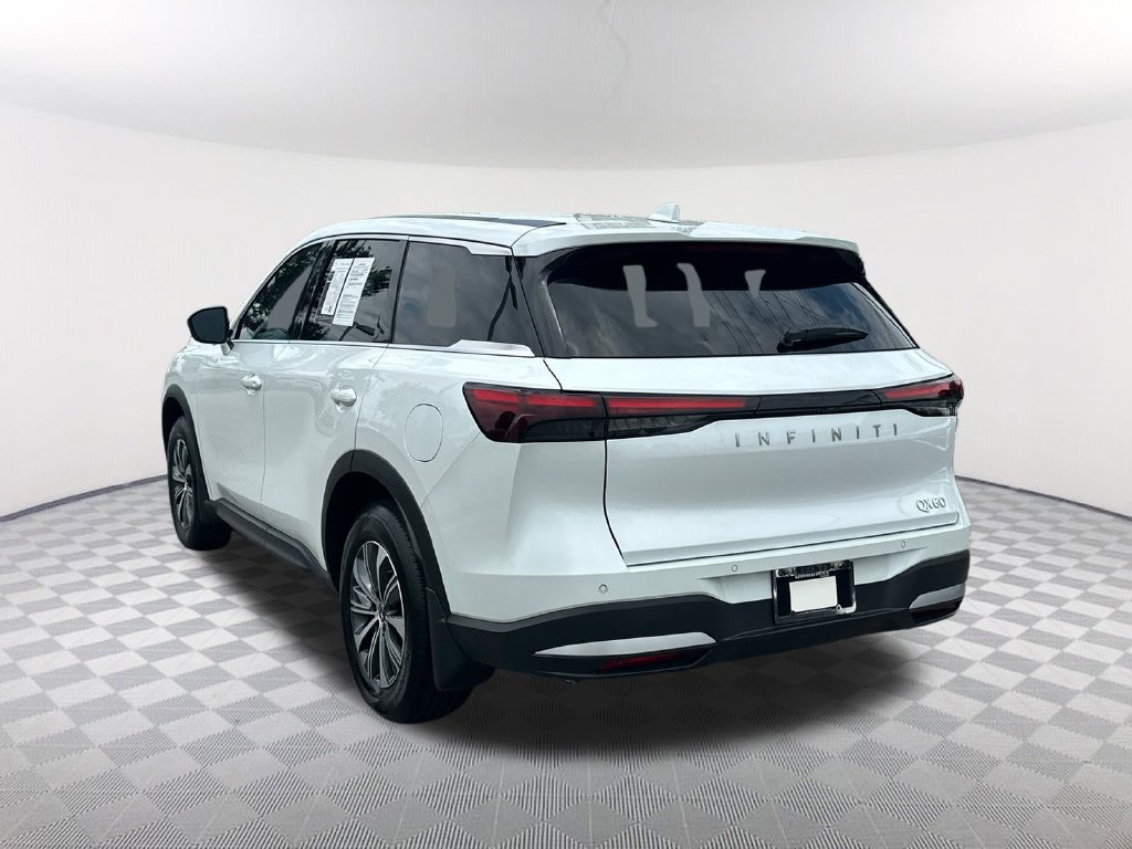 Used 2026 INFINITI QX60 Pure w/ Cargo Package FWD image 7