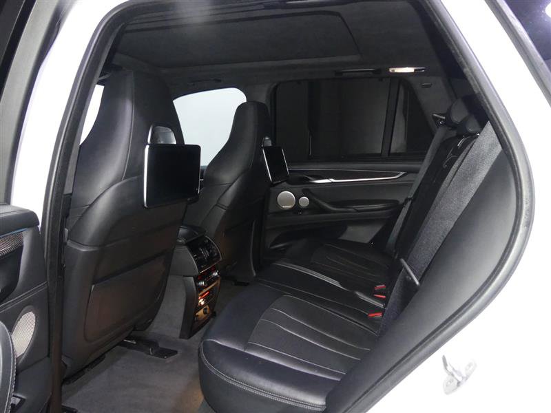 Used 2018 BMW X5 M AWD/4WD image 28