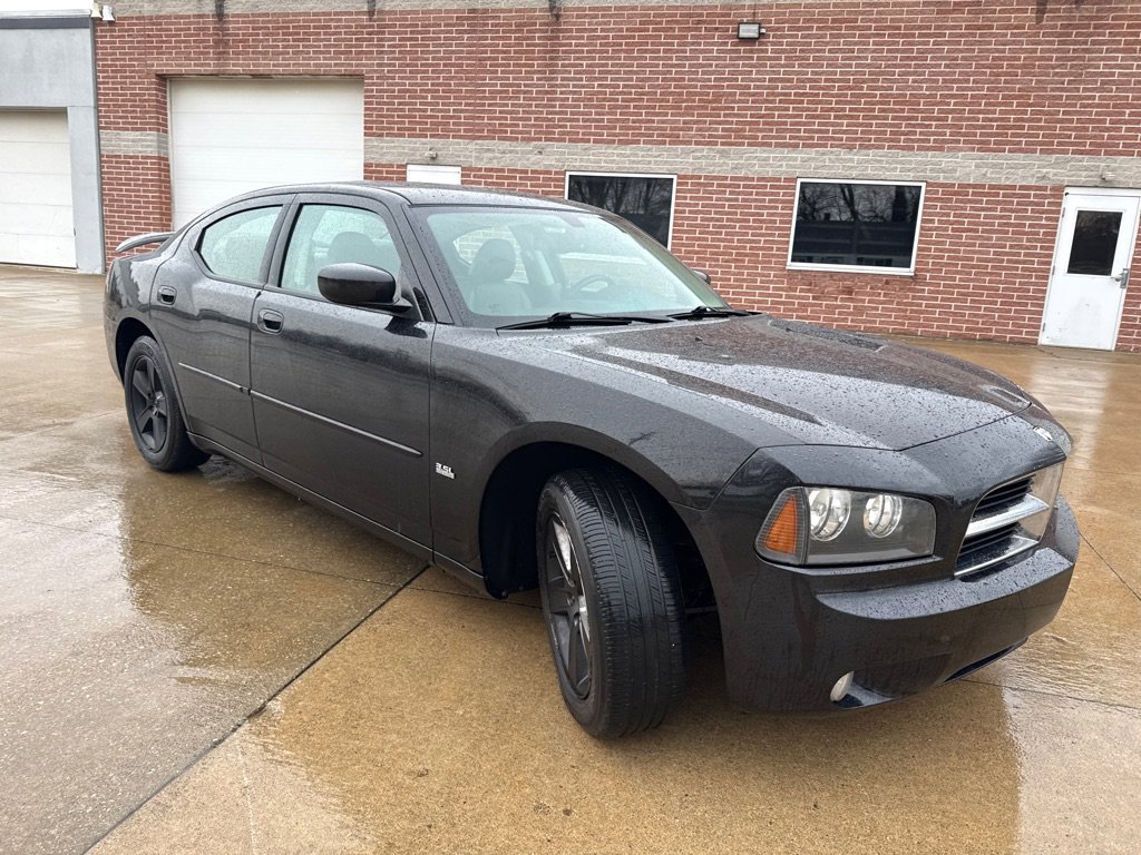 Used 2010 Dodge Charger Rallye RWD image 3