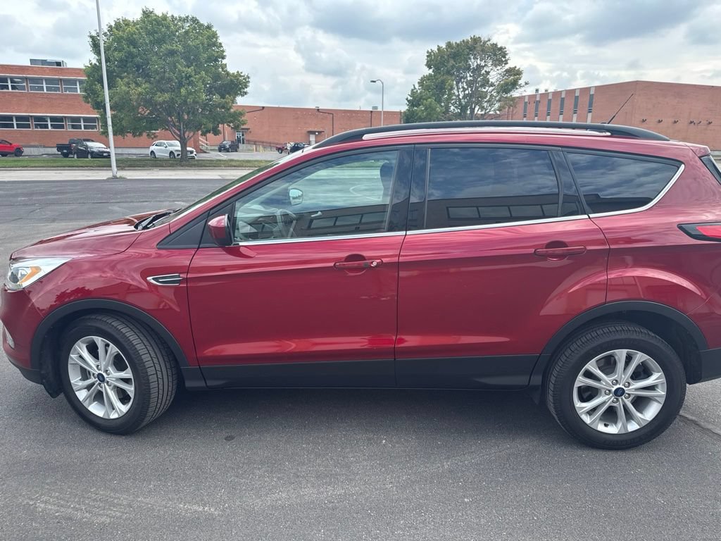 Used 2019 Ford Escape SEL FWD image 8