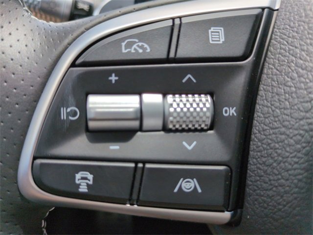 Certified 2025 Genesis G70 2.5T w/ Sport Prestige Package image 24