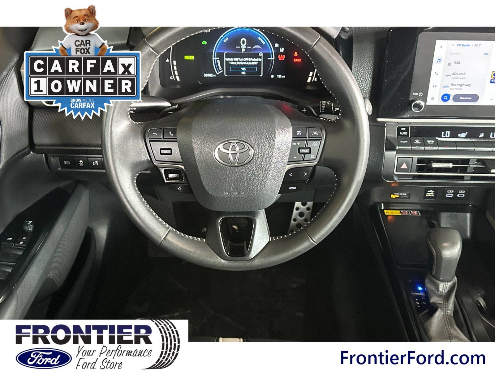 Used 2025 Toyota Camry SE FWD image 15