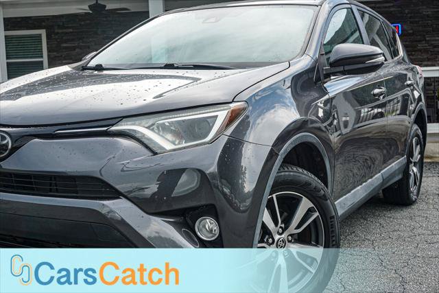 Used 2018 Toyota RAV4 XLE FWD image 6