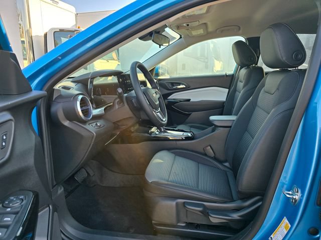 New 2026 Chevrolet Trax LT w/ Driver Confidence Package FWD image 20